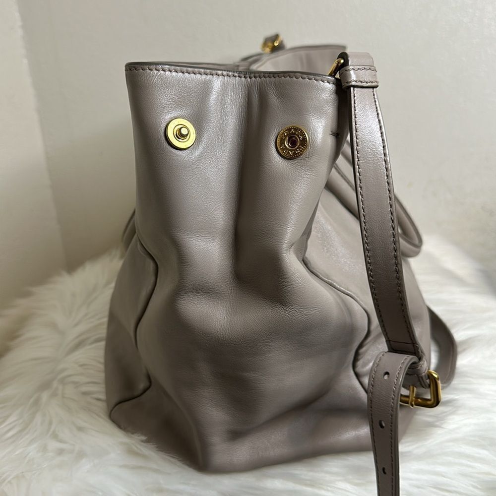 💯Authentic Prada Two-way Tote Bag🍀 - Picture 11 of 17
